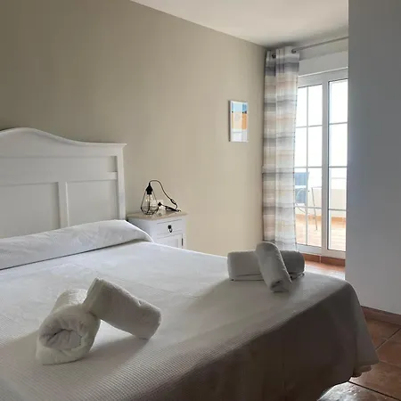 Vistamar Aparthotel 3*