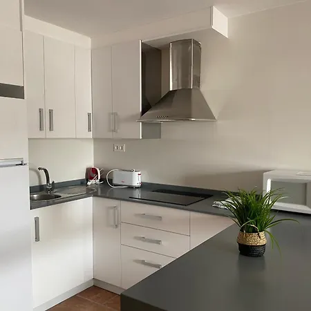 Aparthotel Vistamar 3*