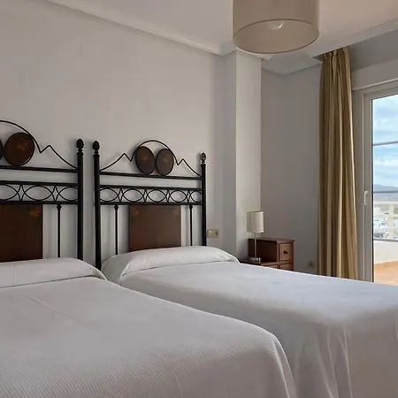 Vistamar Aparthotel 3*