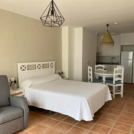 Aparthotel Vistamar 3*